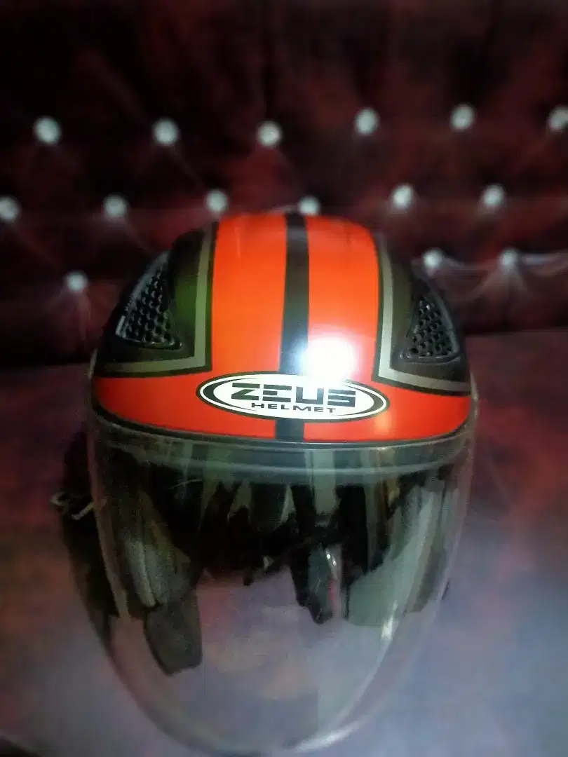 Helm Zeus ZS610