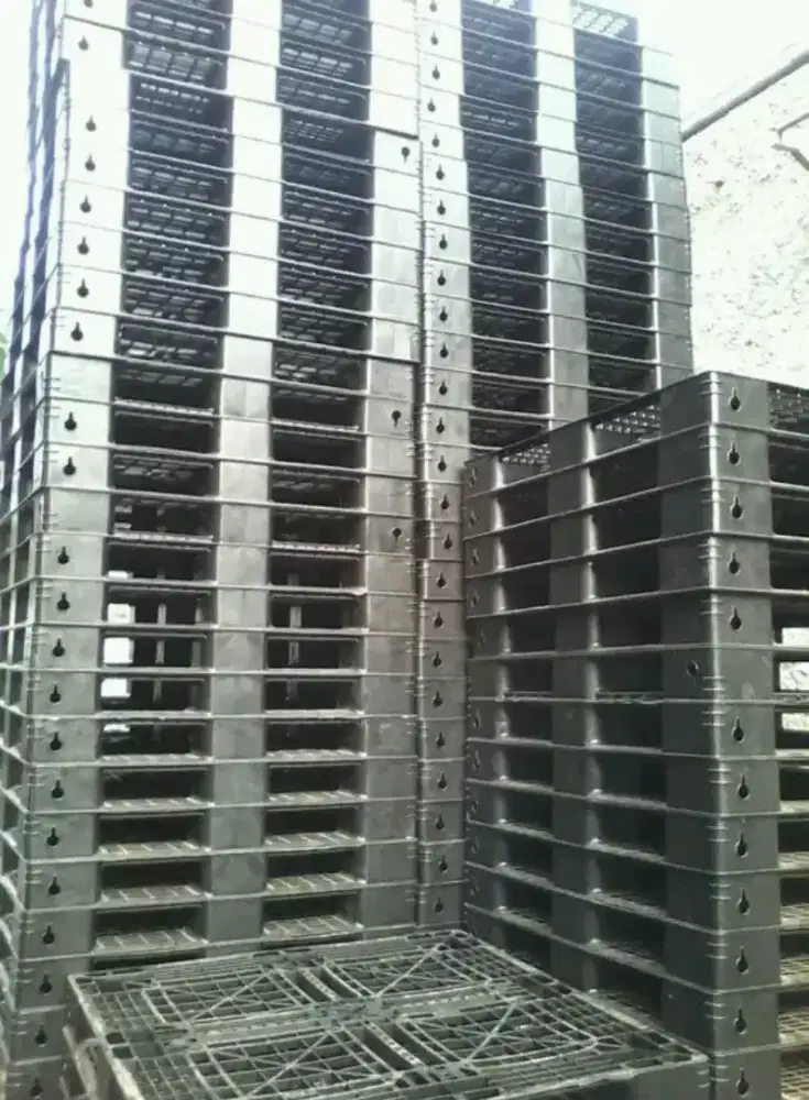 Jual beli pallet plastik