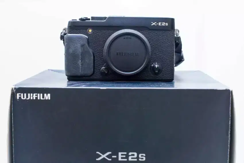 Fujifilm XE2S Body Only