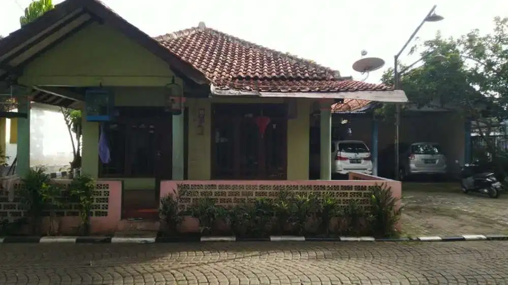 Dijual Rumah dengan Tanah Luas di Jagakarsa Jakarta Selatan