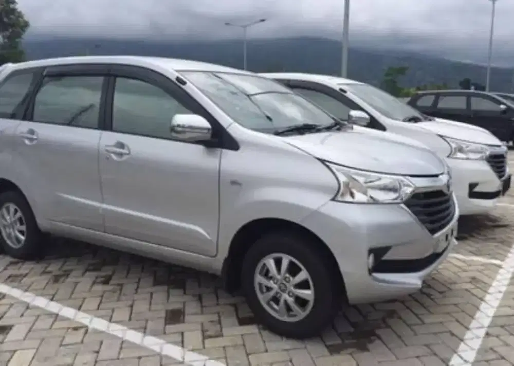 Rental Mobil banjarmasin + supir + lepas kunci