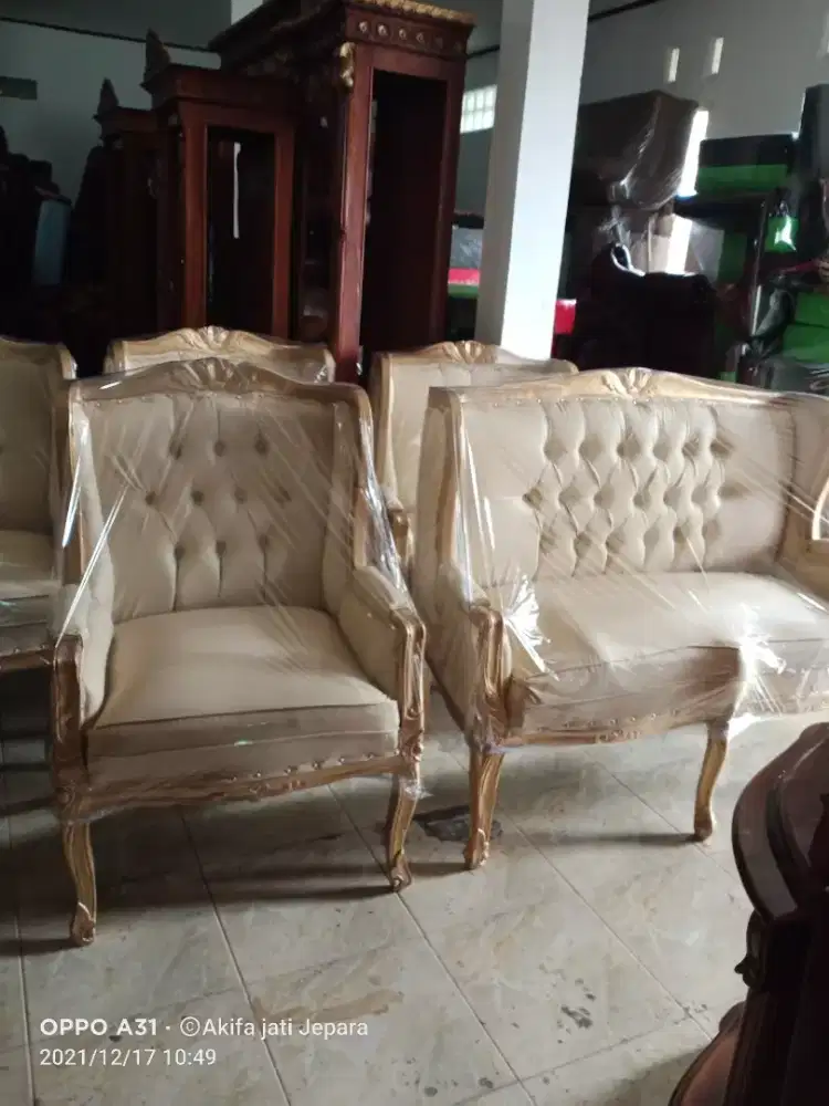 Set kursi pelaminan jati Jepara