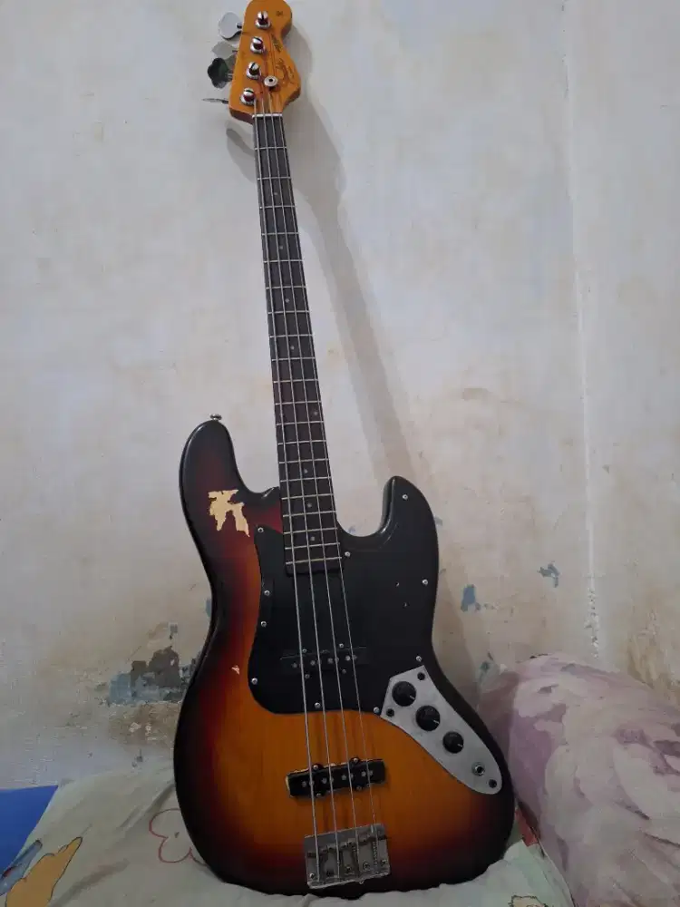 Fender Jazz Bass di Indonesia - OLX Murah Dengan Harga Terbaik - OLX.co.id