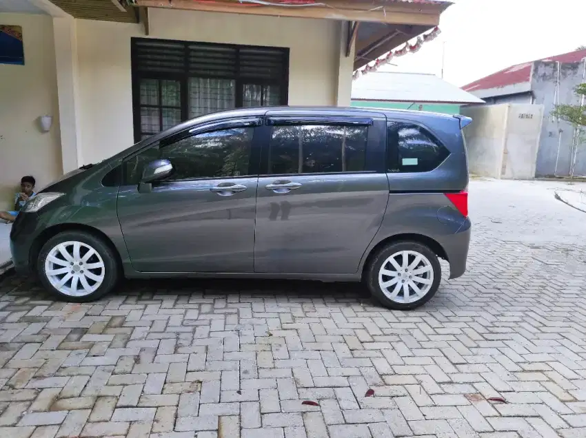 Honda Freed PSD