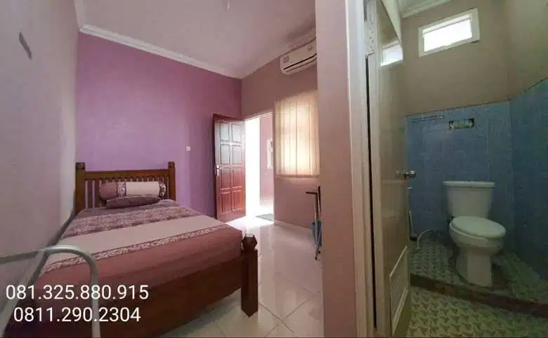 KOST KAMAR LUAS DAN NYAMAN DI SEMARANG ATAS DEKAT AKSES JALAN TOL