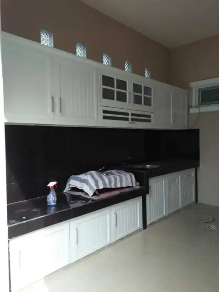 Tempahan Kitchen Set Murah Di Medan, Kitchen Set Aluminium Medan.