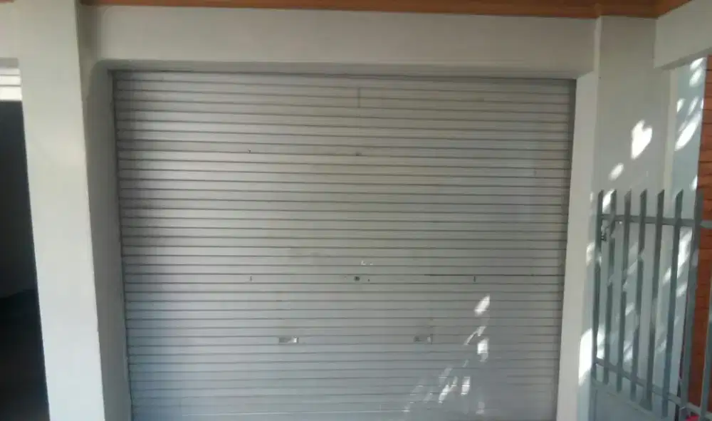 Rolling door aluminium waru