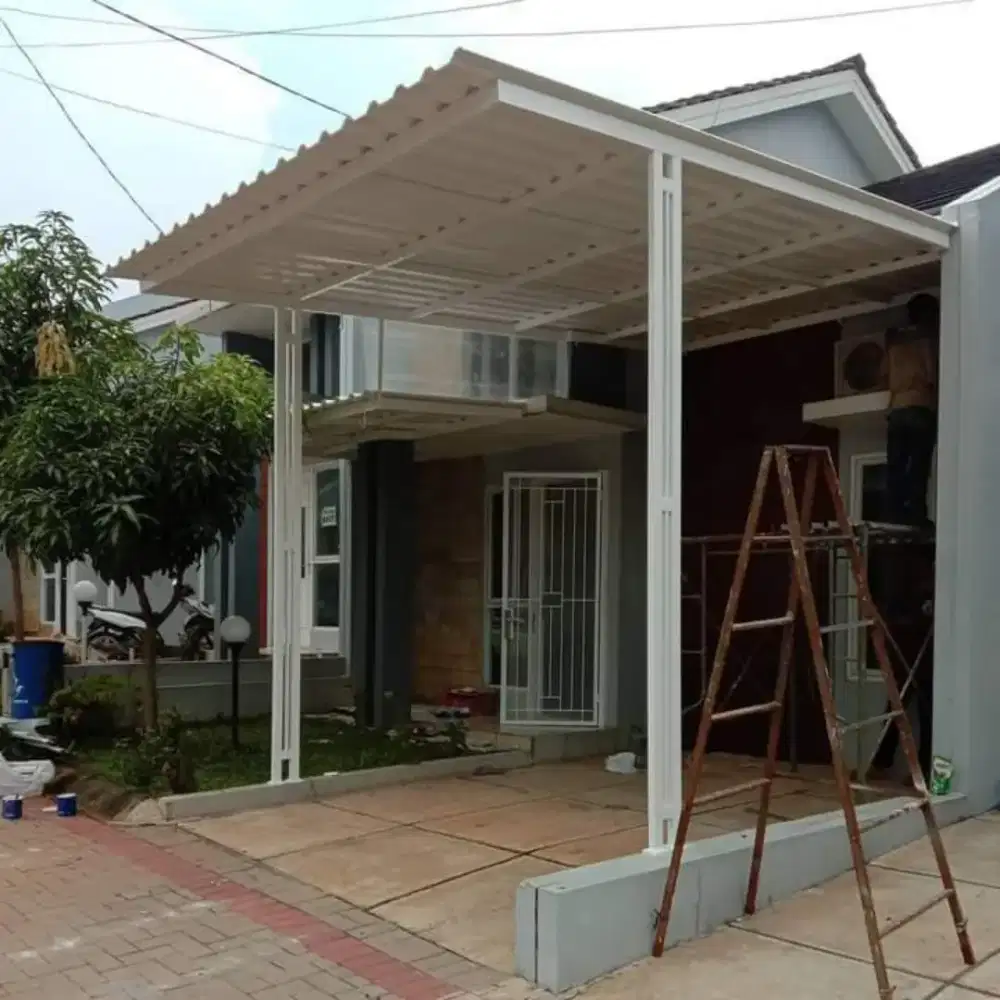 kanopi teras rumah putih baru