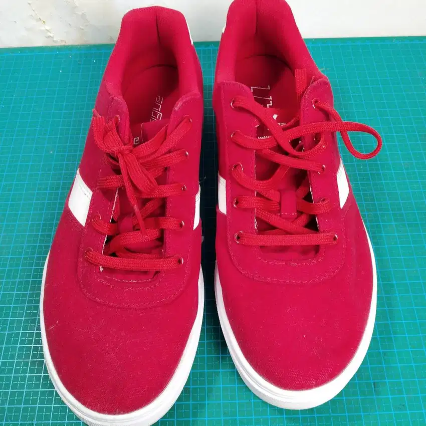 Sepatu Pria/Mens Sneaker League Austin 101186 Ukuran:45 Merah /Red