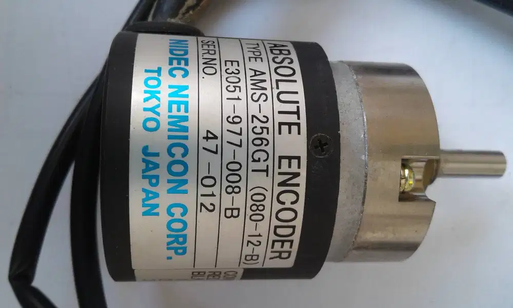 ABSOLUTE ENCODER AMS-256GT E3051-977 NIDEC NEMICON JAPAN