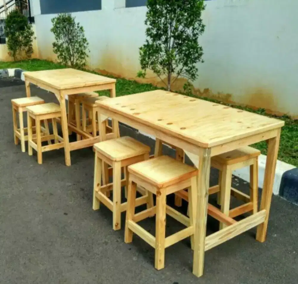1 set Meja makan / warung