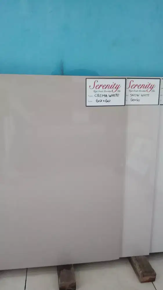 GRANIT POLOS 60X60 KW1 Type CREMA WHITE