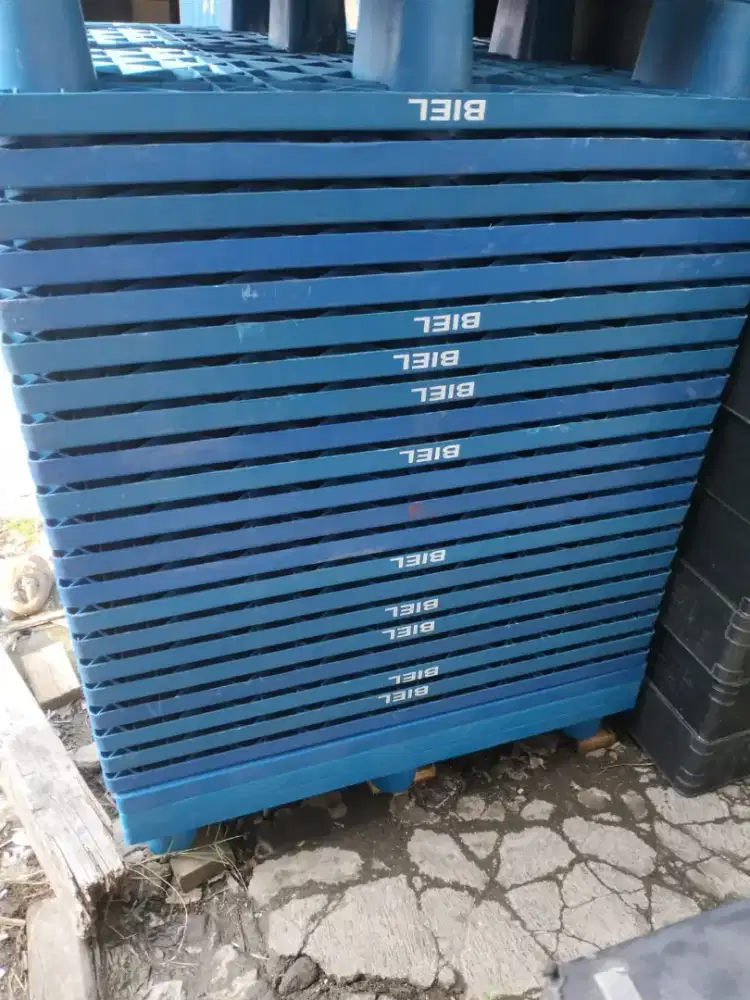 Pallet plastik bekas berkualitas