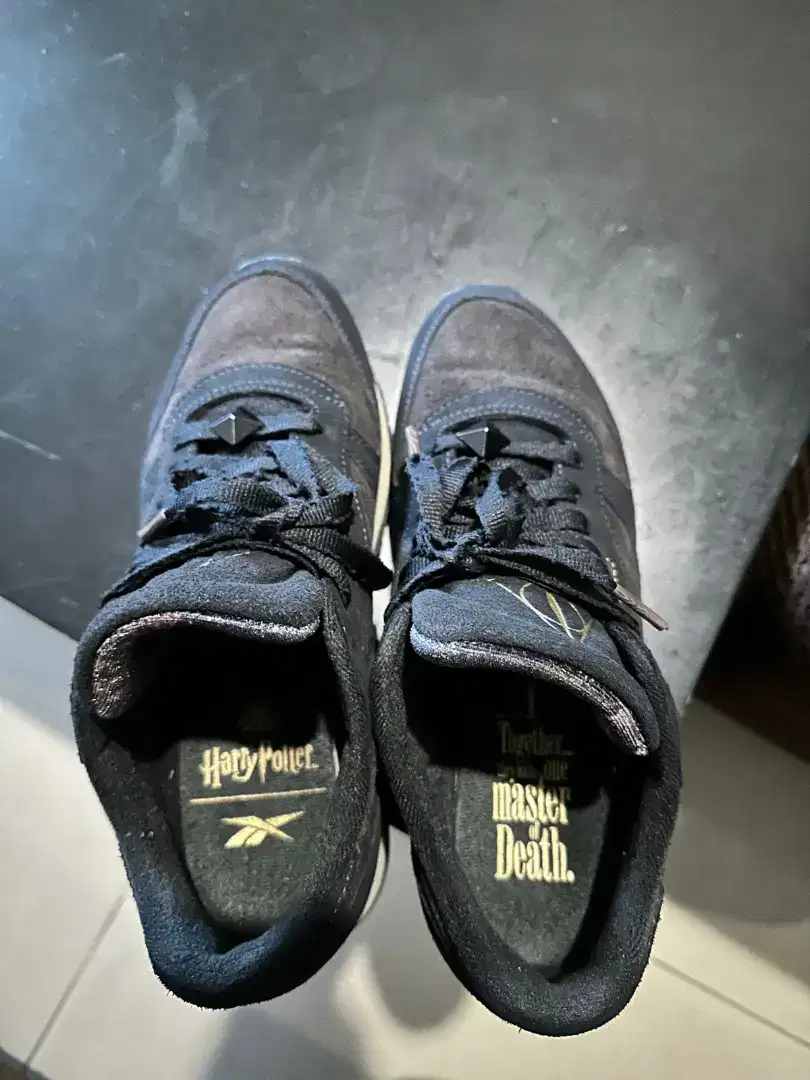 SEPATU REEBOK HARRY POTTER