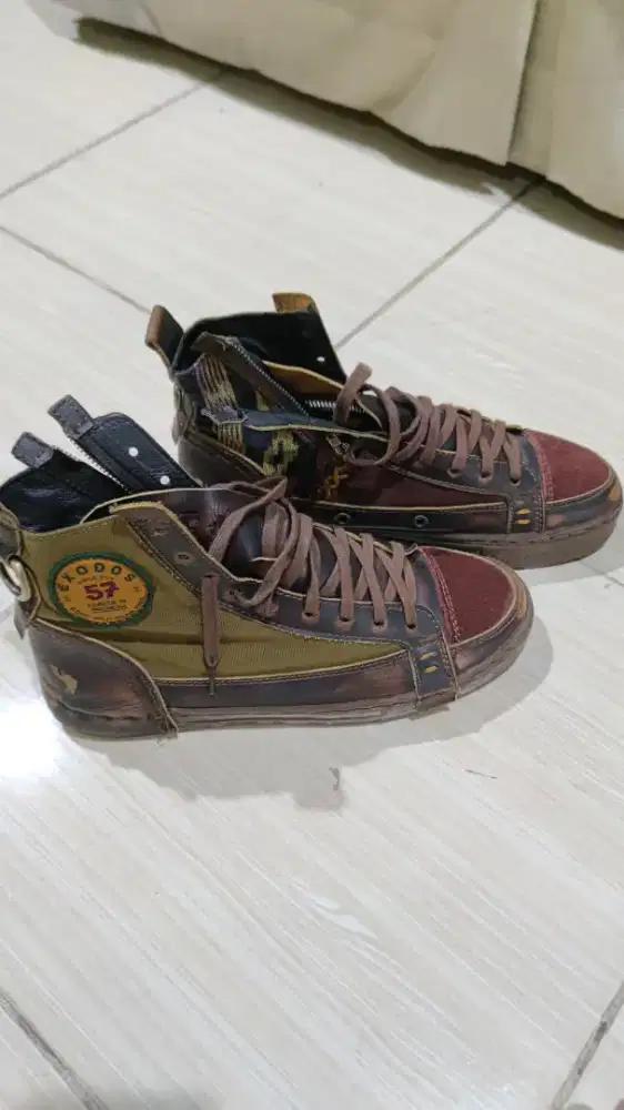 Exodos57 original sepatu kulit asli 41 9 27cm