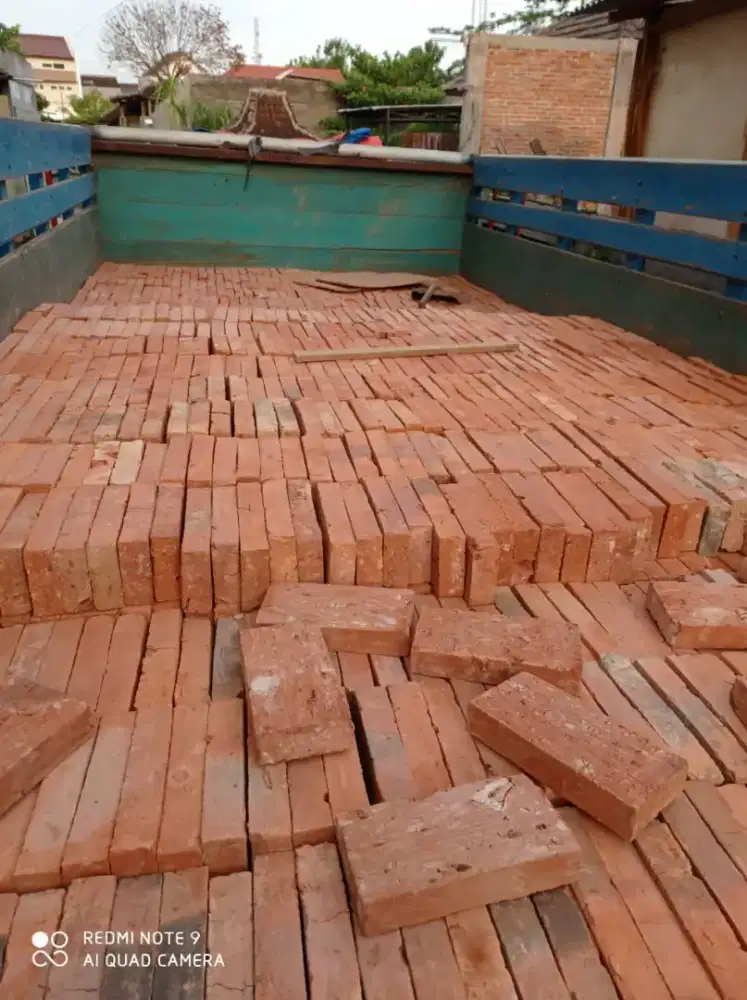 Bata merah dan Bata tempel teracota