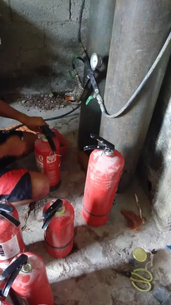 Jasa Antar Jemput isi Ulang Alat Pemadam Api (APAR)