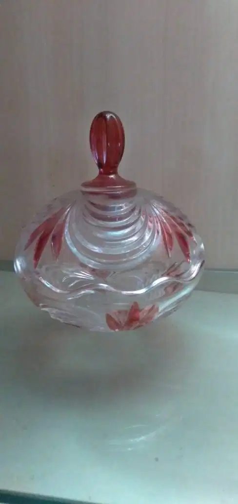 Satu set Toples Kristal warna merah