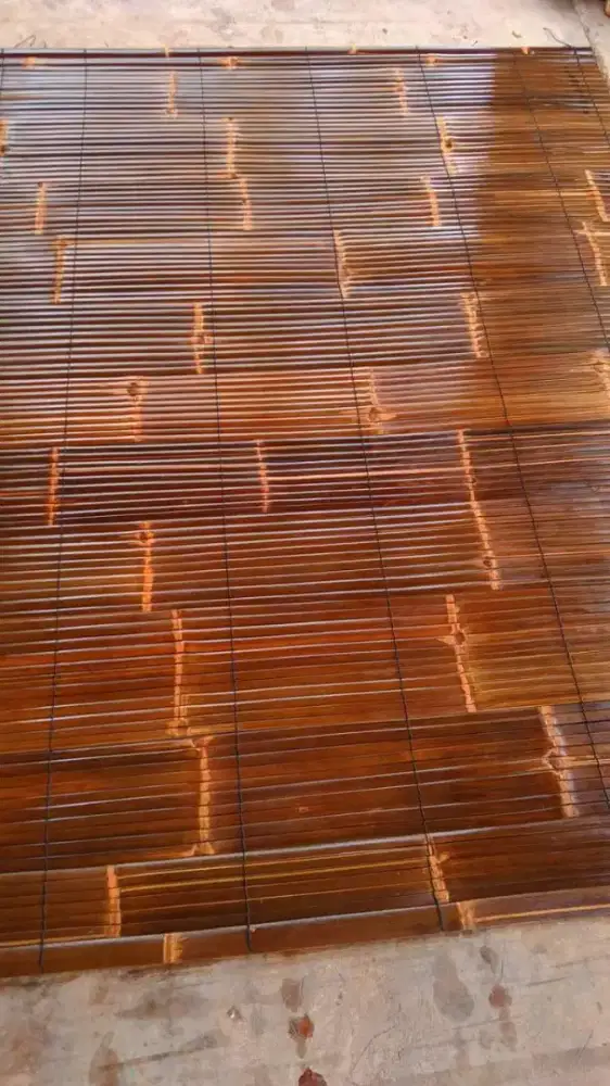 tirai bambu kulitan vernis