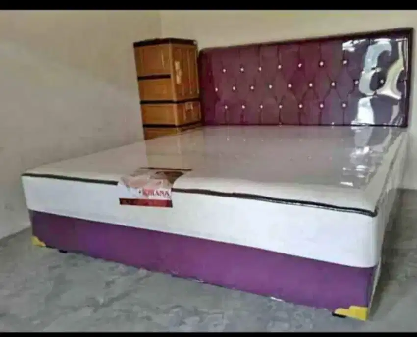 Kasur sepringbed warna abu