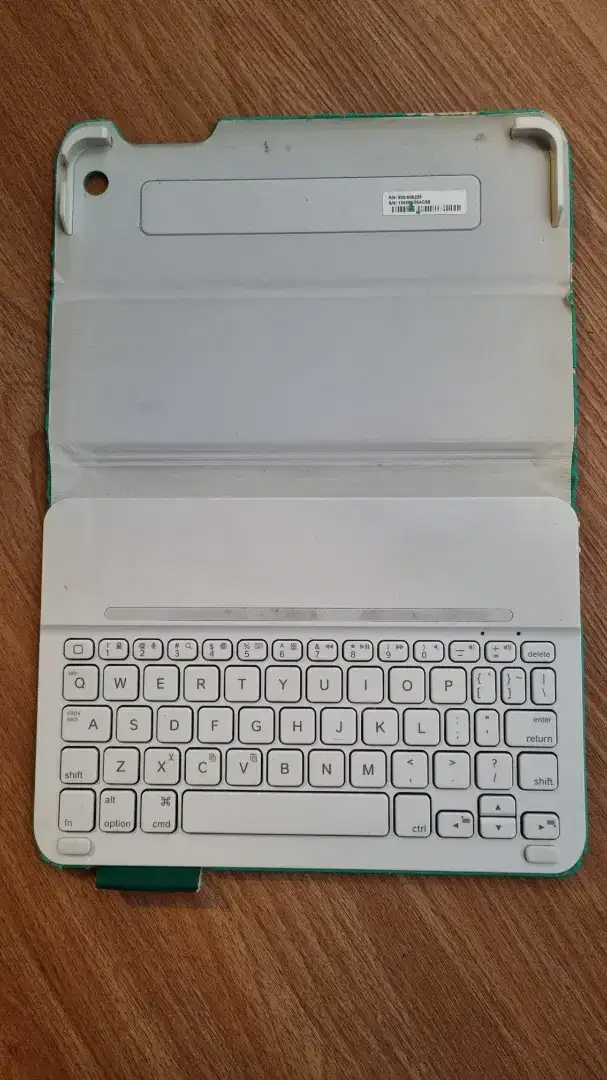 Keyboard Logitech untuk ipad mini