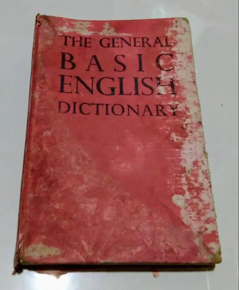 Buku lawas The General Basic English Dictionary