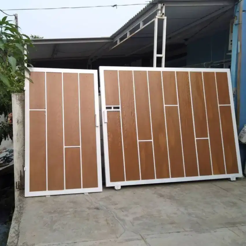Pagar garasi mobil grc minimalis