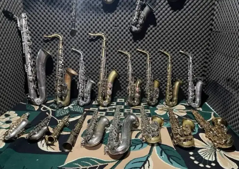 Jual beli Saxophone