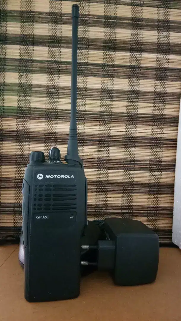 HT Motorola Gp328is UHF