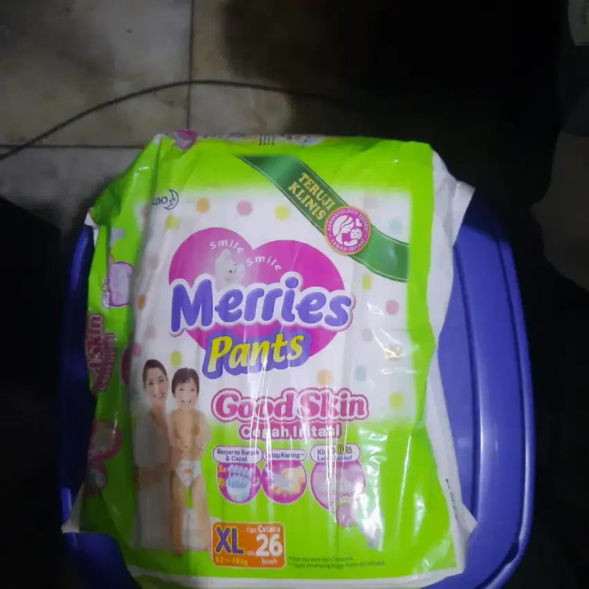 Pampers dan merries