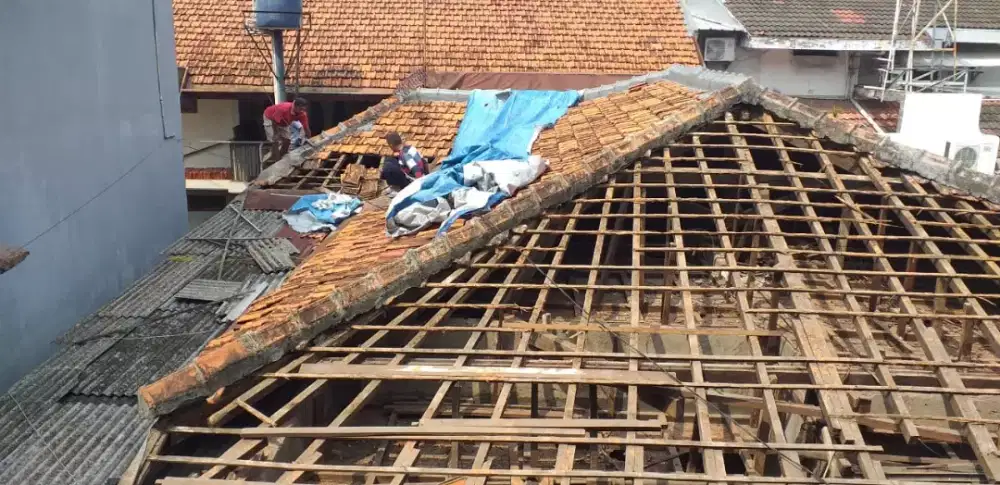 Baja ringan Plafon Kusen aluminium