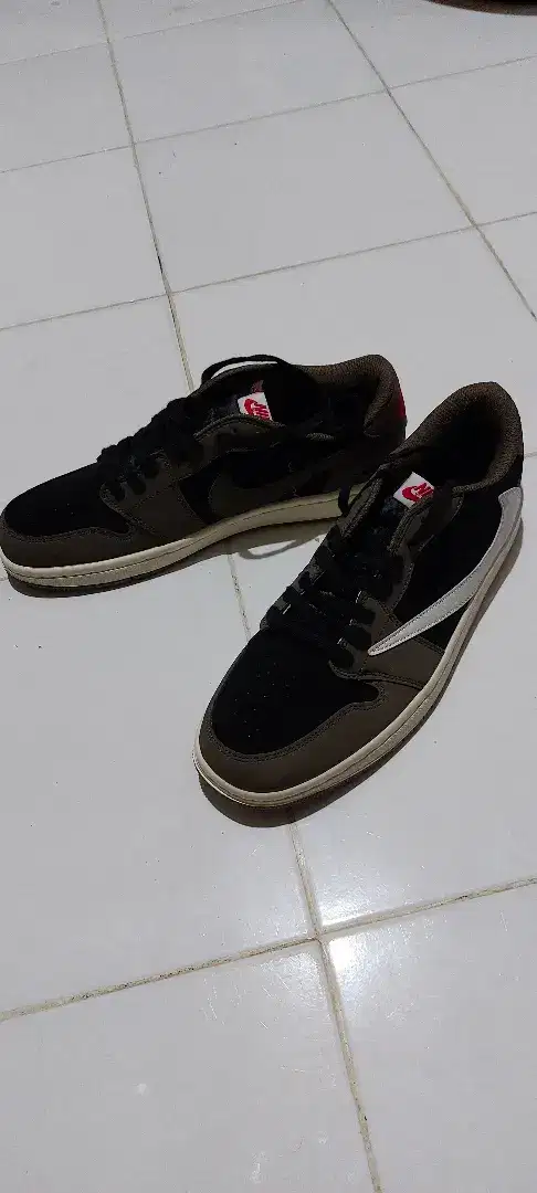 Sepatu Nike travis Scott 44