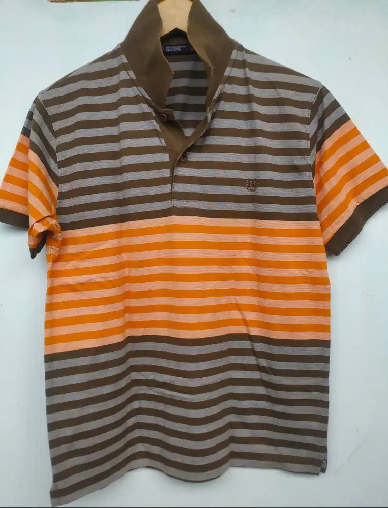 Polo Shirt Pria Size M