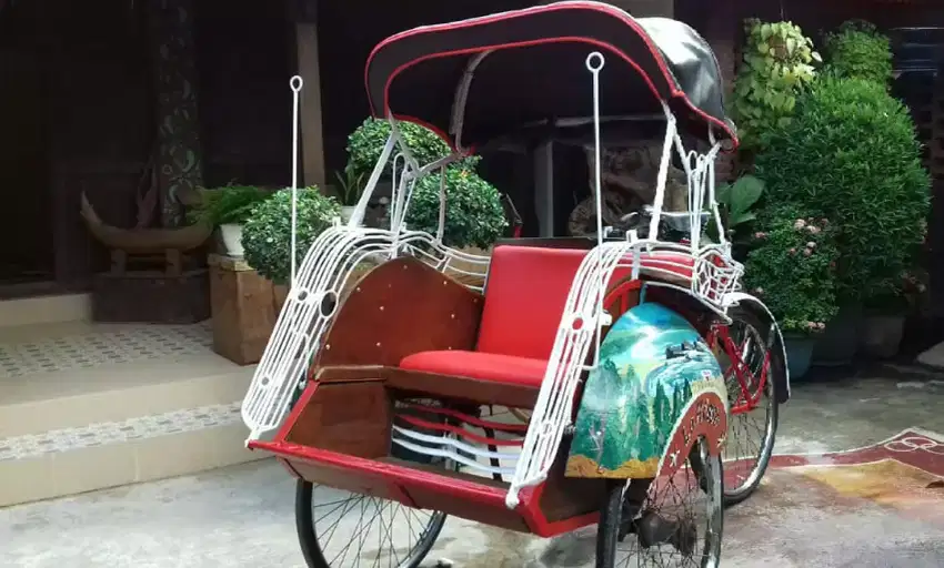 Becak onthel lawasa.becak onthel antik.becak pajangan/koleksi