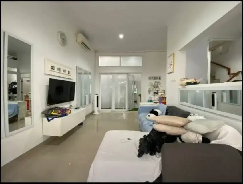 Dijual Rumah Dalam Cluster DiMekar Baru Cirendeu