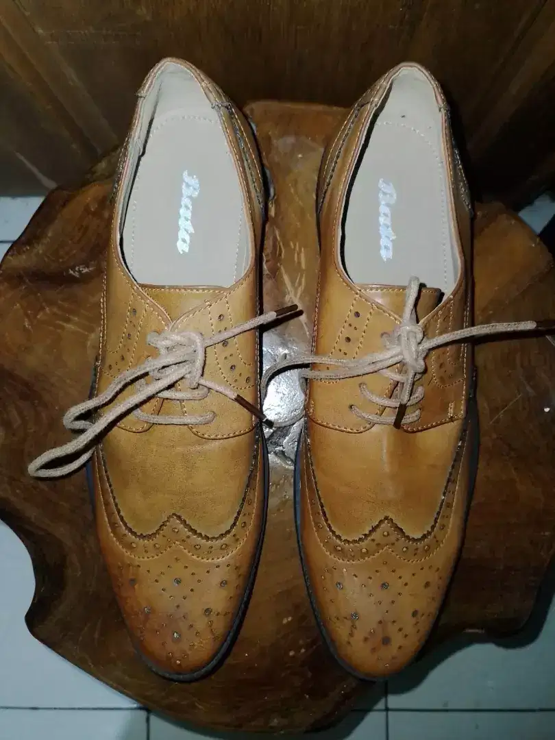 Sepatu Bata Wingtip ukuran 10/ sz 44