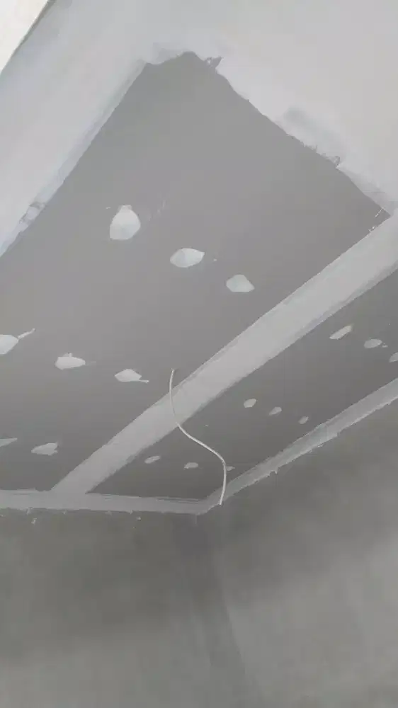 pemasangan plafon dn finishing