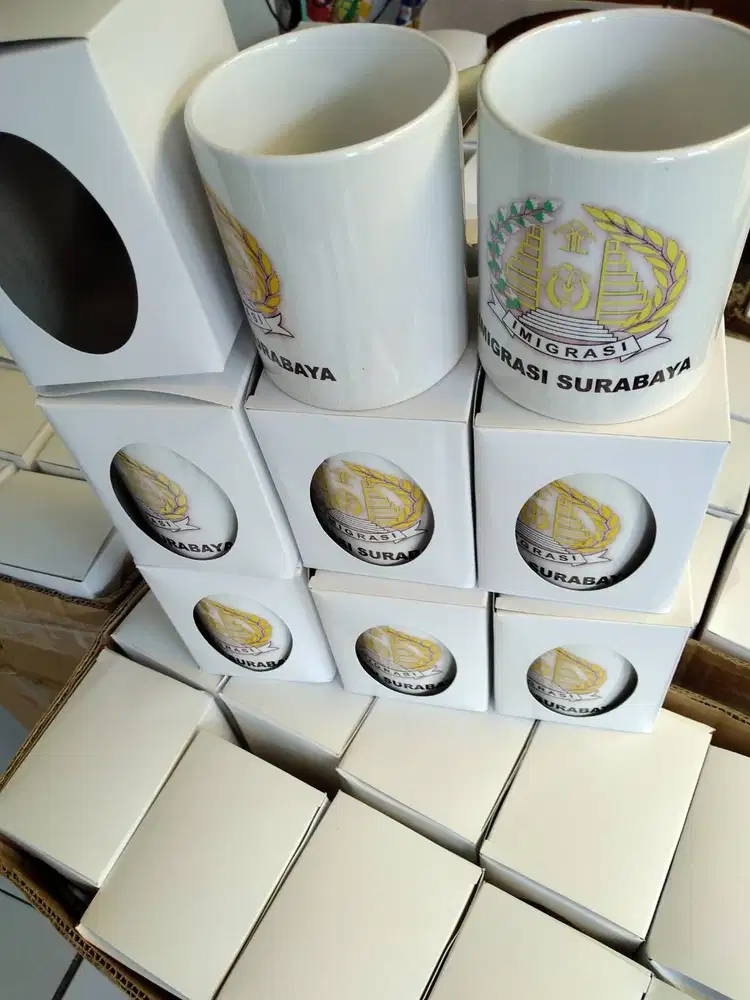Botol minum promosi, aneka souvenir nikah, souvenir botol sablon