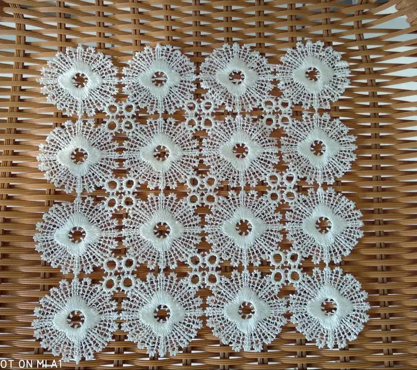 Hiasan Meja / Taplak Kecil Cantik Turki