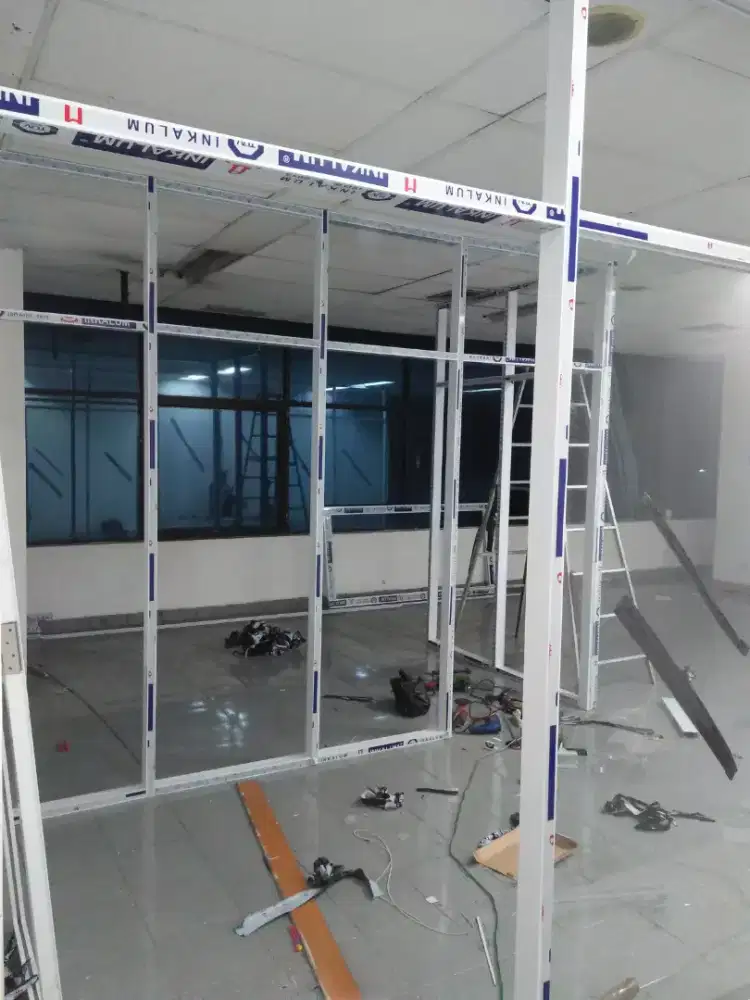 specialis jendela aluminium