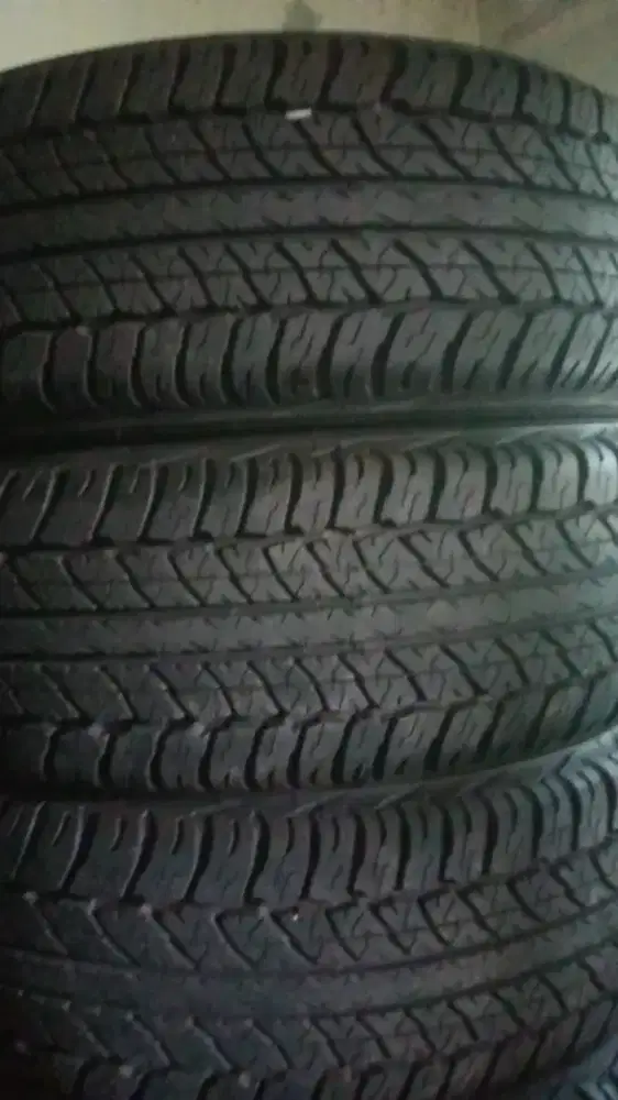 ban rush,terios triton , strada , everest , ranger dunlop at 245/70/16 ...