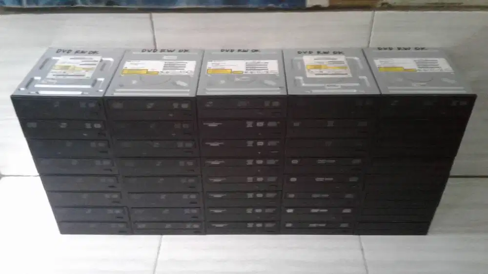 Jual DVD (Rom/Combo/Rw) SATA Second Untuk Komp PC (Harga Terjangkau)