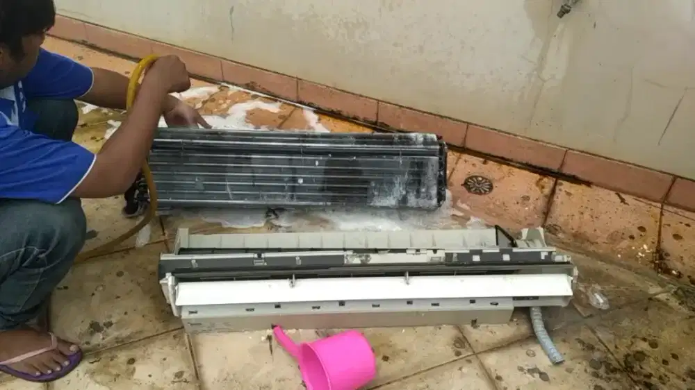 Jasa service sgala macam ac ( SPLIT,STANDING,CASSET ,DLL)