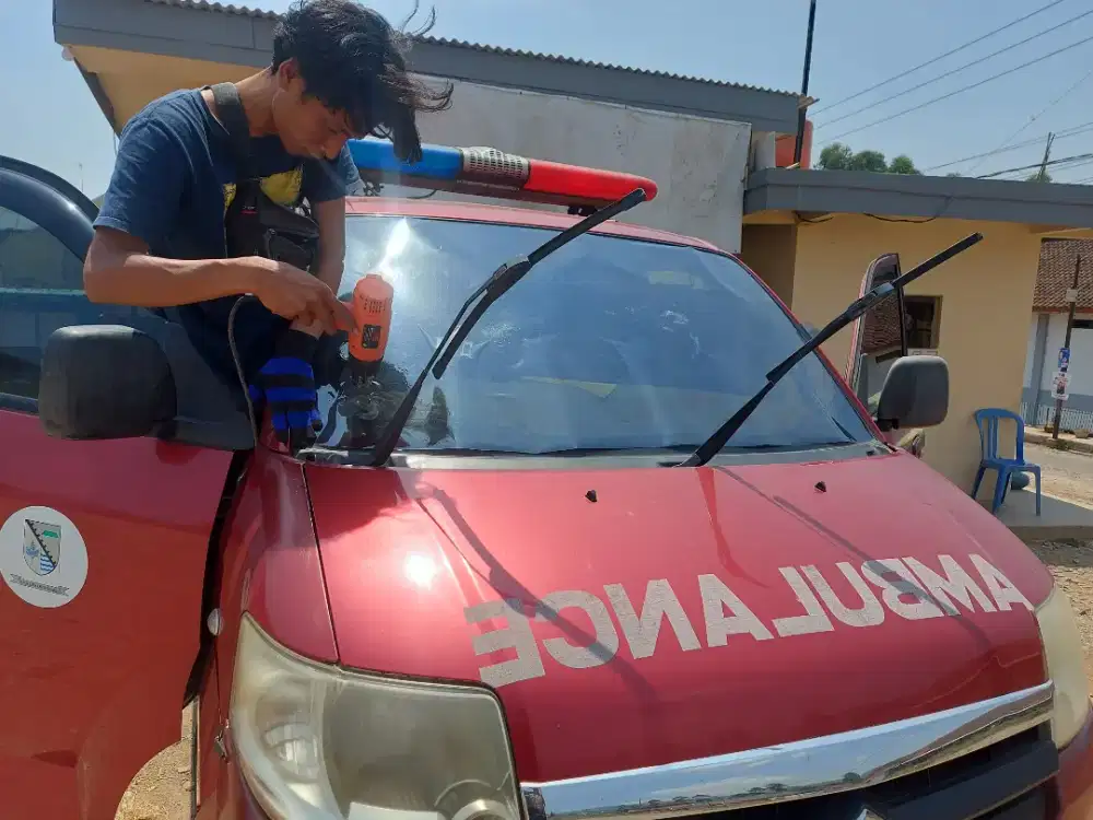 spesialis kaca film mobil berbagai merk