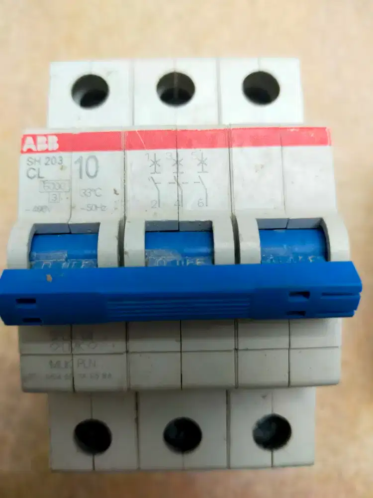 ABB MCB SH203 CL 10
