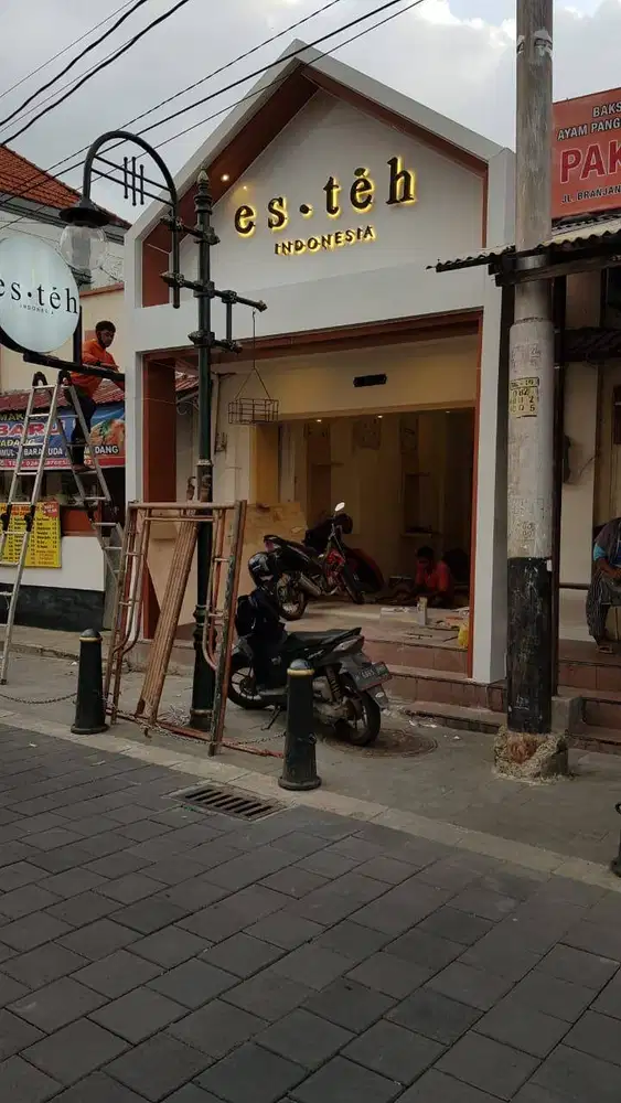 Logo dan Letter dengan Lampu bentuk timbul