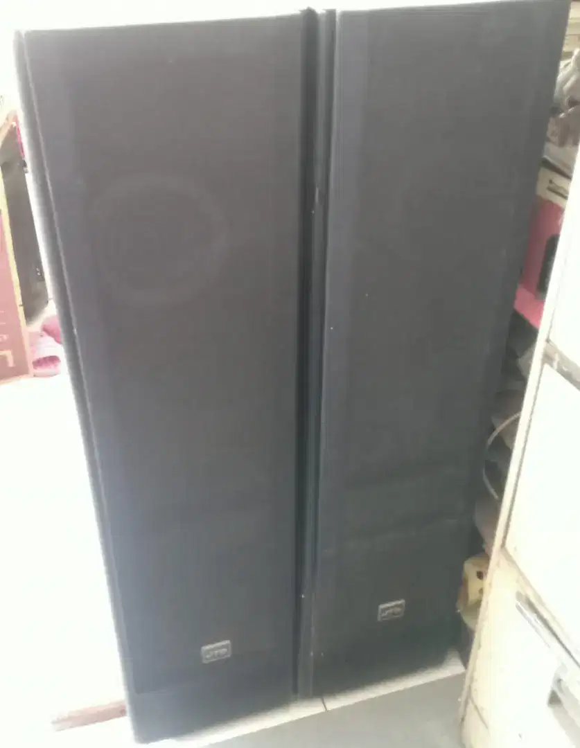 Standfloor Speaker JTB black (sepasang)