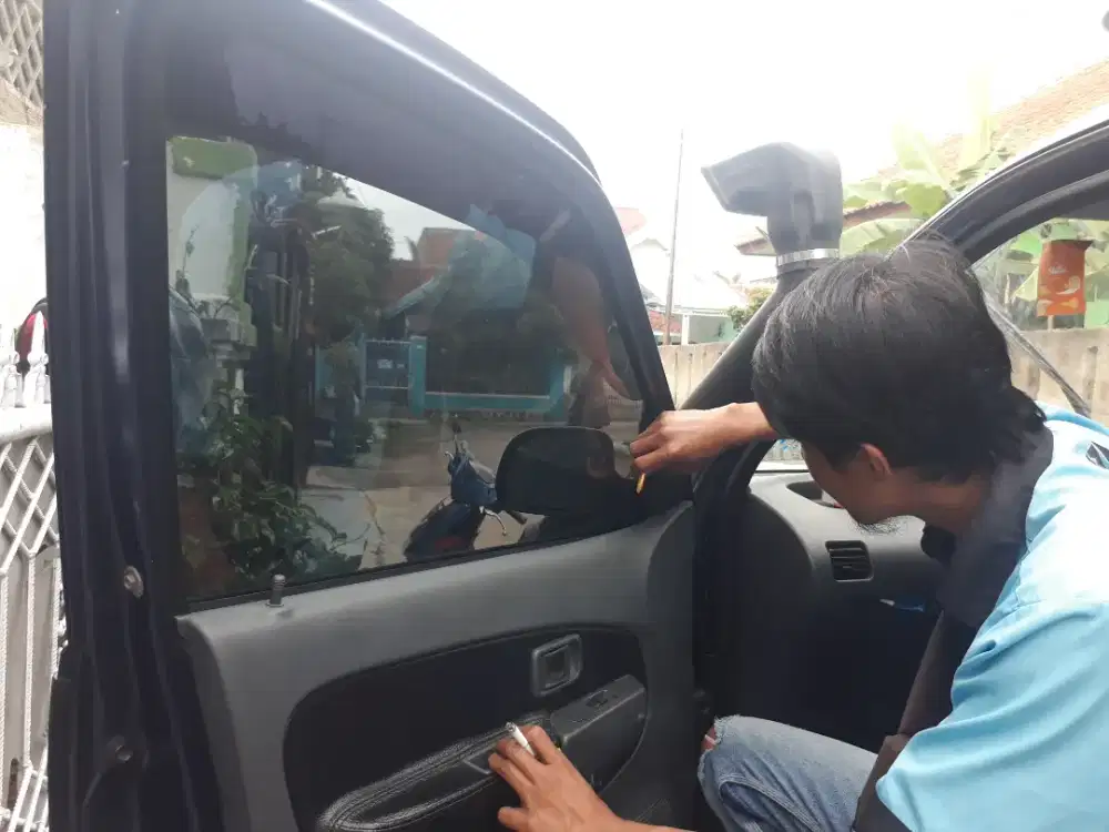 panggilan pasang kaca film mobil