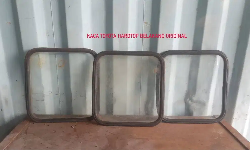 Kaca-kaca Toyota Hardtop copotan