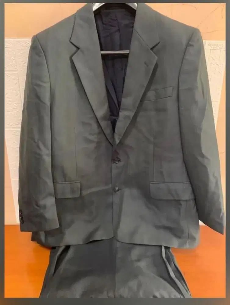 Setelan jas pria ukuran besar